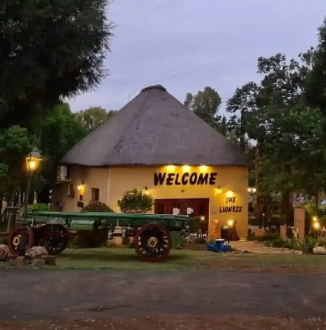 reception - lion lodge